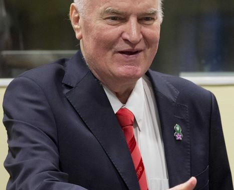 Bosnia: Ratko Mladic operato a intestino