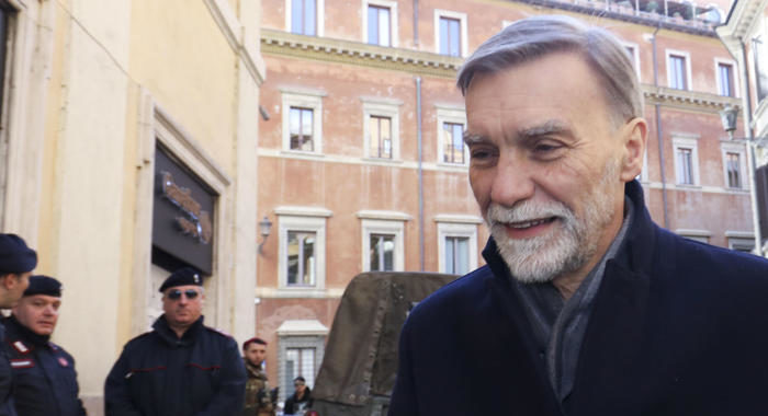 Delrio, avanti con dialogo opposizioni