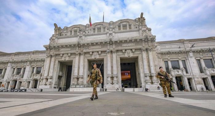 In Lombardia contagi in calo, +458 morti