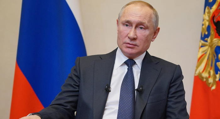 Russia, stop a tutti voli internazionali