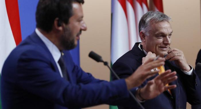 Salvini, Orban? Fatta scelta democratica