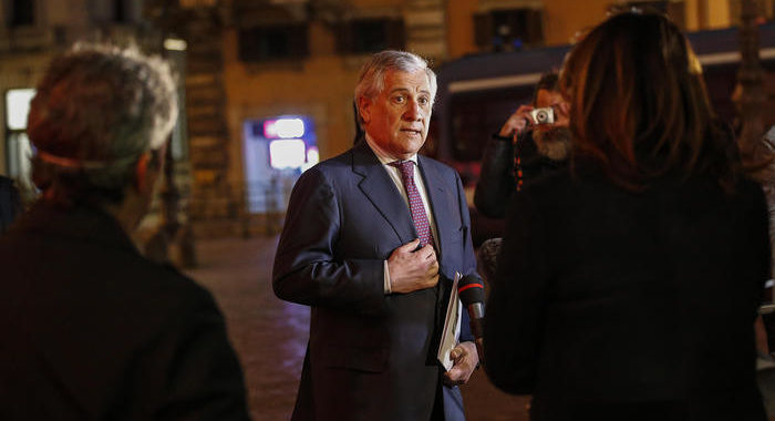 Tajani, un’Europa pavida sarà travolta