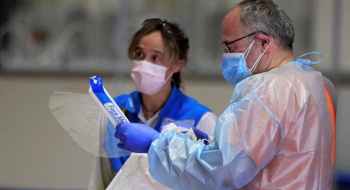 Coronavirus: 195.000 morti nel mondo