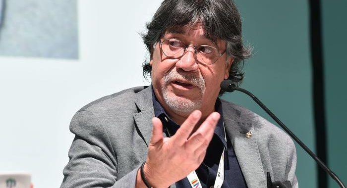 Coronavirus: è morto Luis Sepulveda