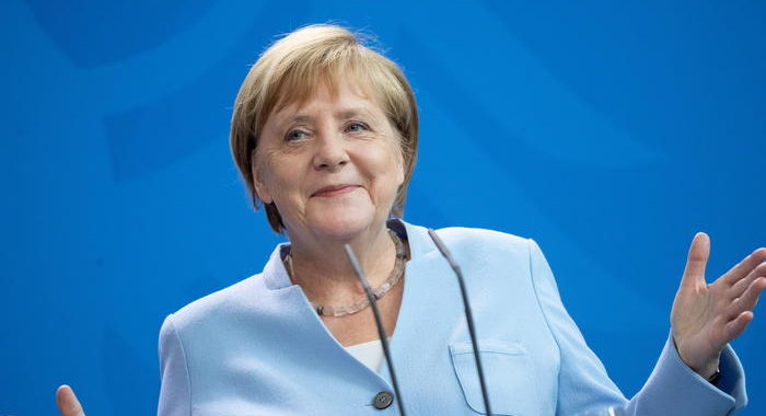 Coronavirus: Merkel torna in cancelleria