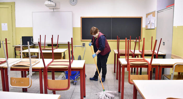 Cura Italia:Savino,cantieri nelle scuole