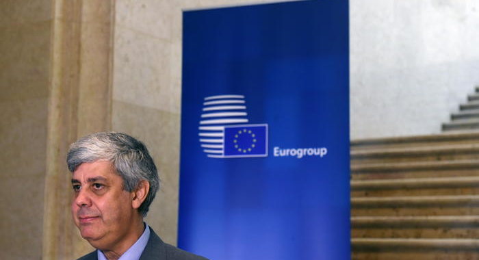 Eurogruppo trova intesa, palla ai leader