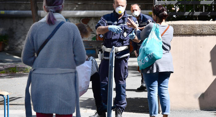 Mattarella, grazie a polizia per impegno