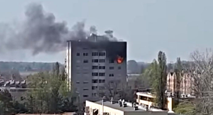 Vasto incendio nel Bolognese