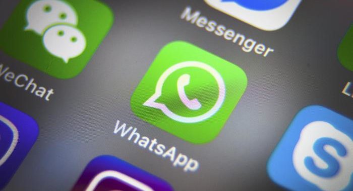 WhatsApp limita inoltri contro fake news