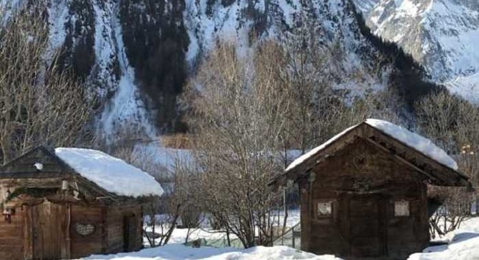 A Courmayeur chalet diventano ‘uffici’