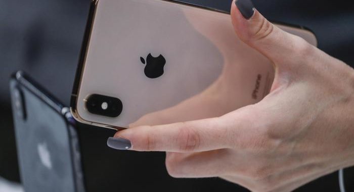 Antitrust: Tar conferma multa Apple per pratiche scorrette