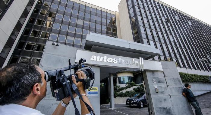 Atlantia dice sì a nuovi soci per Autostrade per l’Italia