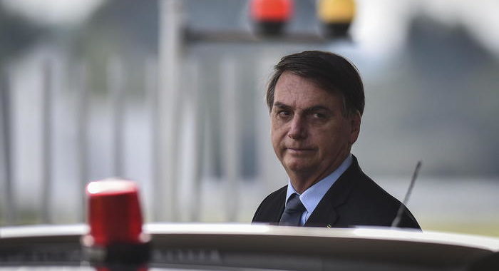 Bolsonaro ironizza,grigliata per tremila