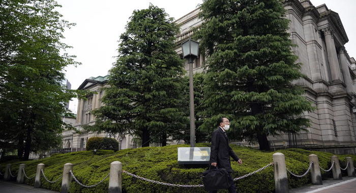 Borsa: Tokyo, apertura in ribasso