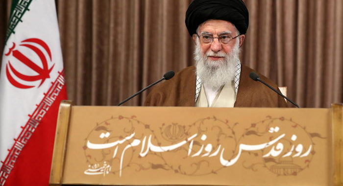 Khamenei, virus sionista sarà estirpato