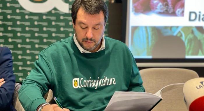 Salvini, Lega in piazza se c’è sanatoria