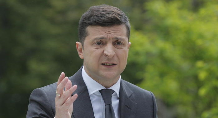 Ucraina: Zelensky, pronto colloqui Putin