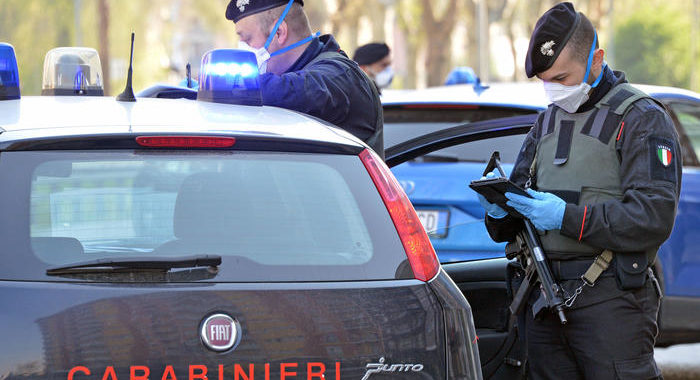 Usura a Roma, arrestato ex campione boxe