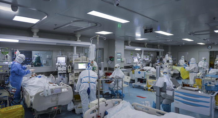 Coronavirus: morto sesto medico di Wuhan