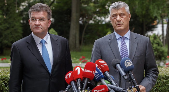 Il presidente del Kosovo accusato di crimini di guerra