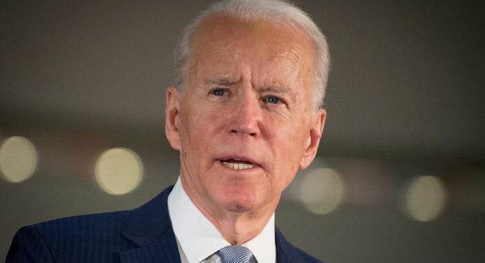 Usa: Biden a Facebook, ‘fermi fake news’