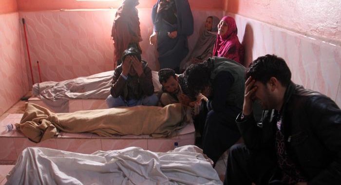 Afghanistan: 129 civili morti in un mese violenze talebani