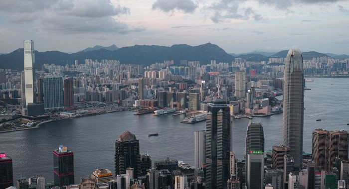 Cina valuta la bocciatura dei visti Gb per Hong Kong