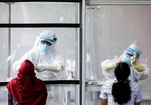 Coronavirus, focolaio a Pisa: 5 persone della stessa famiglia positive