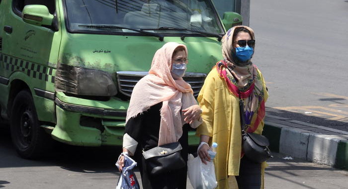 Coronavirus: Iran, chiuse per 7 giorni moschee e palestre