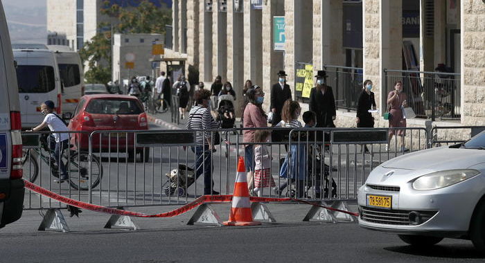 Coronavirus: Israele, 2.000 contagi in 24 ore