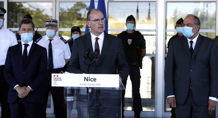 Francia: Castex completa governo con 11 sottosegretari