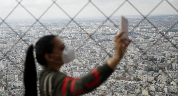 Francia,obbligo mascherina da prossima settimana