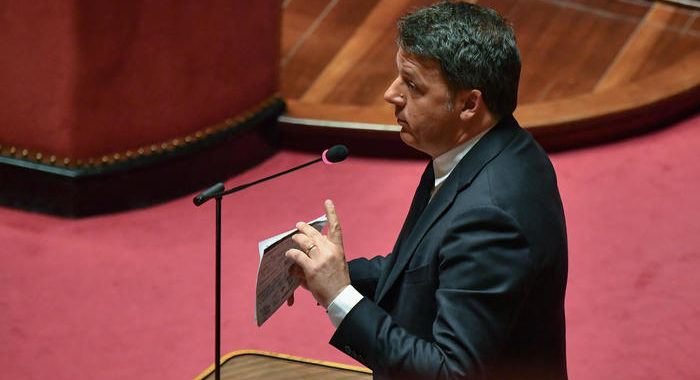 Governo: Renzi, rischia per divisioni e non per Salvini