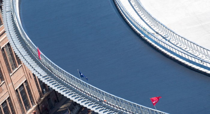 Ponte Genova, iniziata posa dell’asfalto