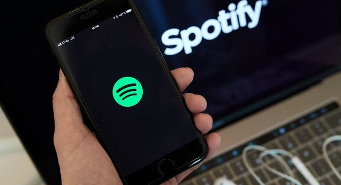 Spotify, arrivano le classifiche dei podcast