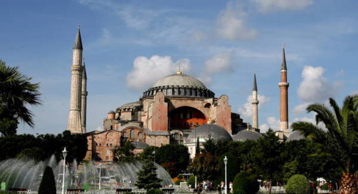 Turchia: decisione su Santa Sofia entro 15 giorni