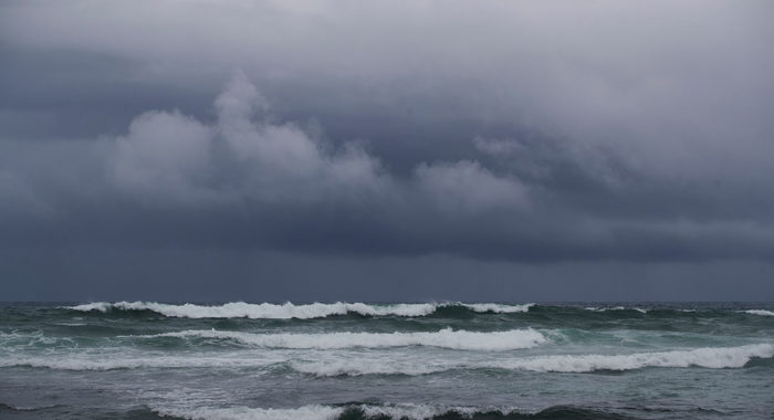 Uragani: Isaias ha raggiunto la regione orientale di Cuba