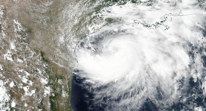 Usa, 35mila al buio in Texas per Hanna