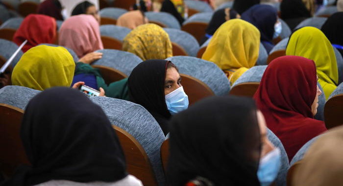 Afghanistan: approvata liberazione di 400 talebani