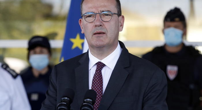 Coronavirus: Francia, premier, ‘risalita ma niente allarmi’