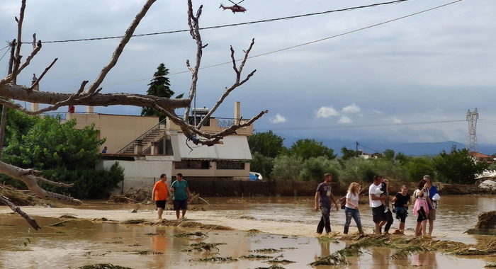 Grecia: almeno 5 morti e un disperso sull’isola di Evia