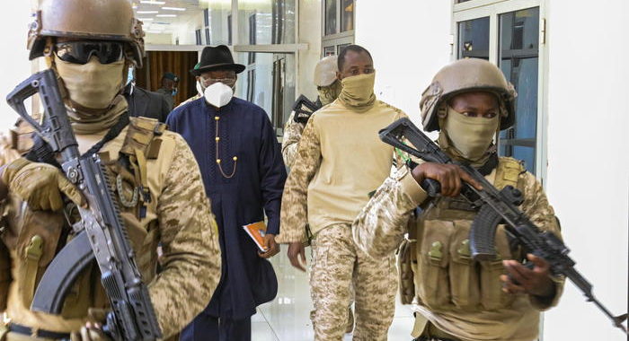 Mali: ‘giunta militare per tre anni’