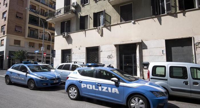 Nonno spara a nipote di 7 anni a Roma, “partito colpo”