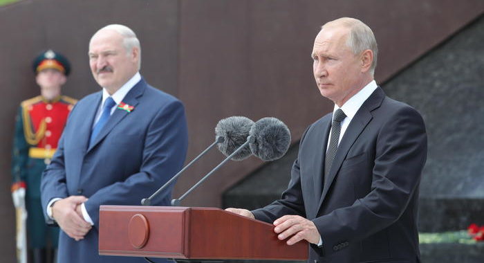 Putin, ‘assistenza militare a Minsk, se necessario’