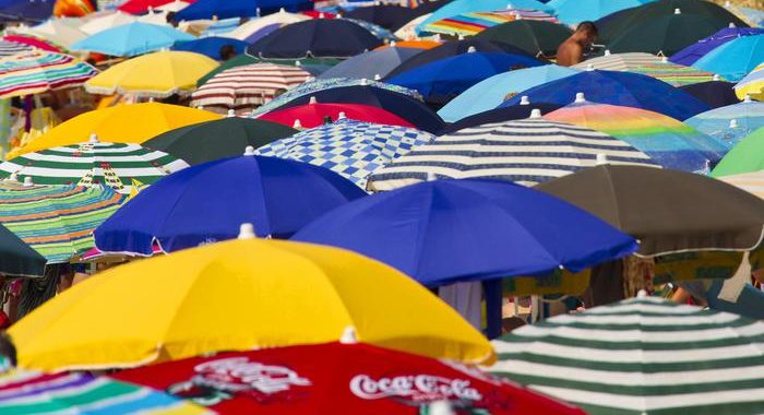 Razzismo: picchiato in spiaggia perché è di colore