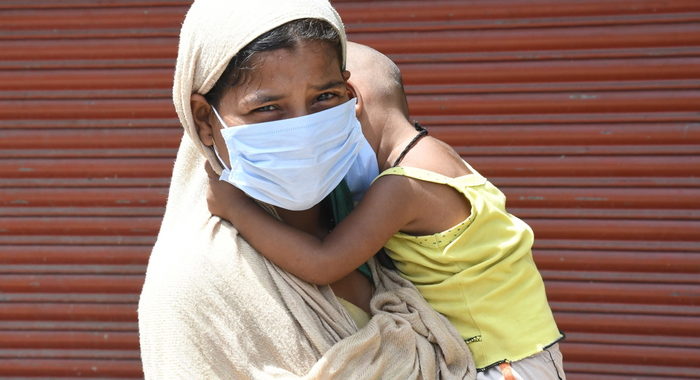 Record di nuovi contagi in India, 76mila in 24 ore