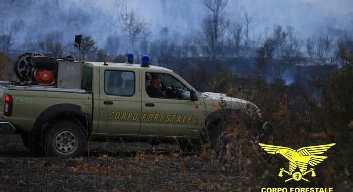 Rogo Budoni: fiamme spente, parte turisti rientra a casa