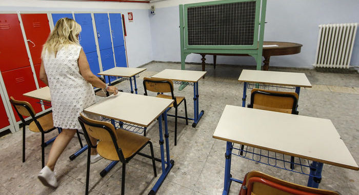 Scuola: Fornaro,riaprire in sicurezza sia obiettivo di tutti