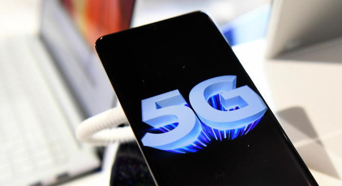 5G: cresce mercato globale smartphone,278 mln unità nel 2020